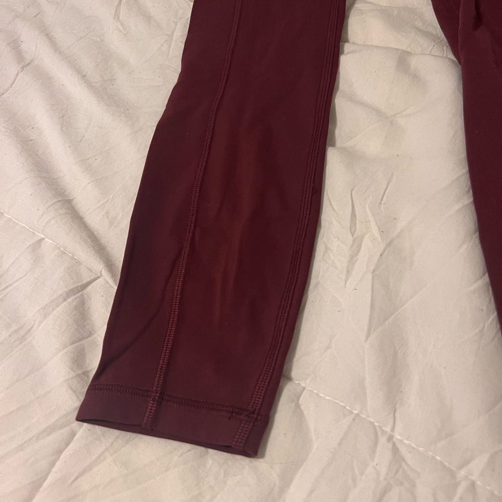 Lululemon Wunder Under Leggings - Picture 2 of 7